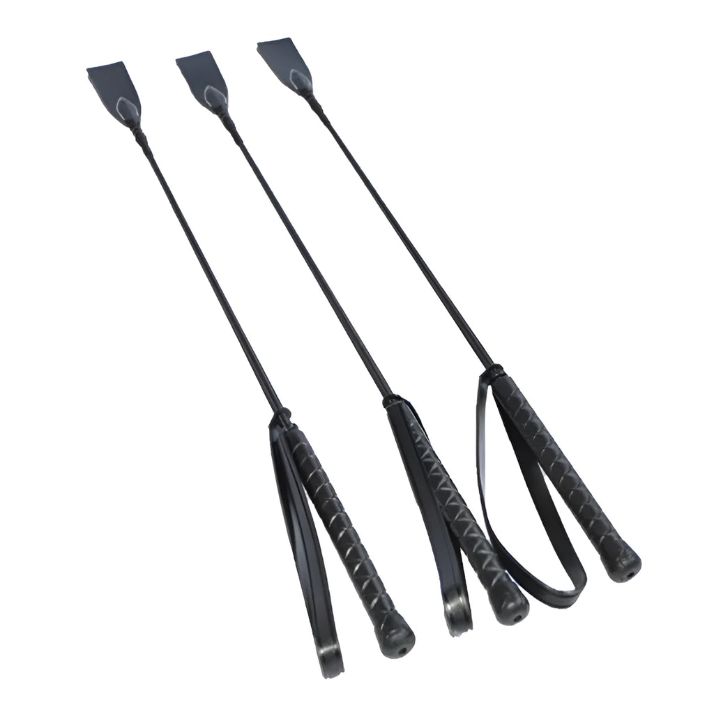 Short low carbon steel rider whip for obstacle training on flat surface