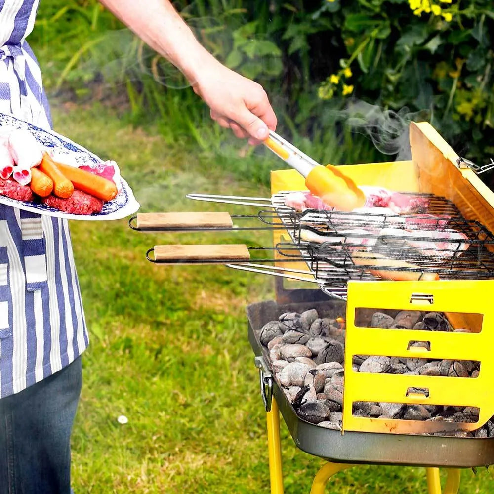 Stainless steel mesh barbecue basket with a wooden handle and rotary locking lid for outdoor grilling.