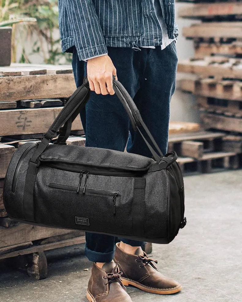 Polyester travel backpack fitness bag in black, 56x28x28 cm, waterproof and breathable