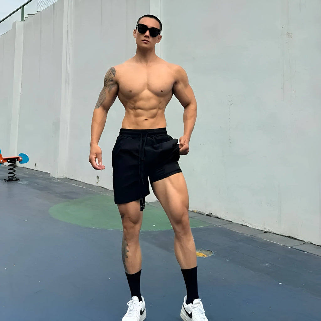 Men's ice silk quick-drying double-layer quarter shorts in multiple colours.