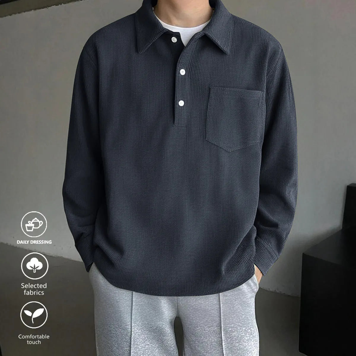 American retro casual pullover bottoming shirt in polyester, loose fit, black colour option