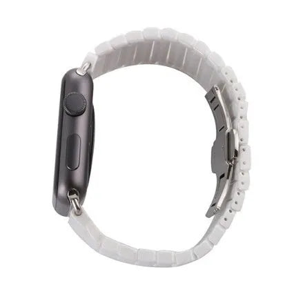 Ceramic chain strap for Apple Watch 38mm and 42mm in black or white