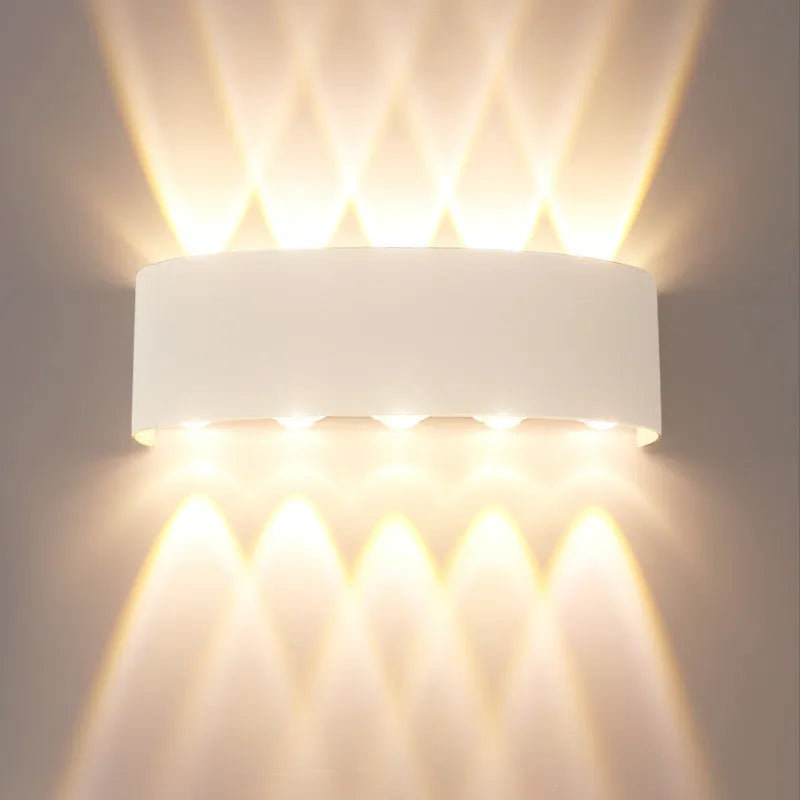 IP65 waterproof outdoor LED telescope wall lamp in white plastic design