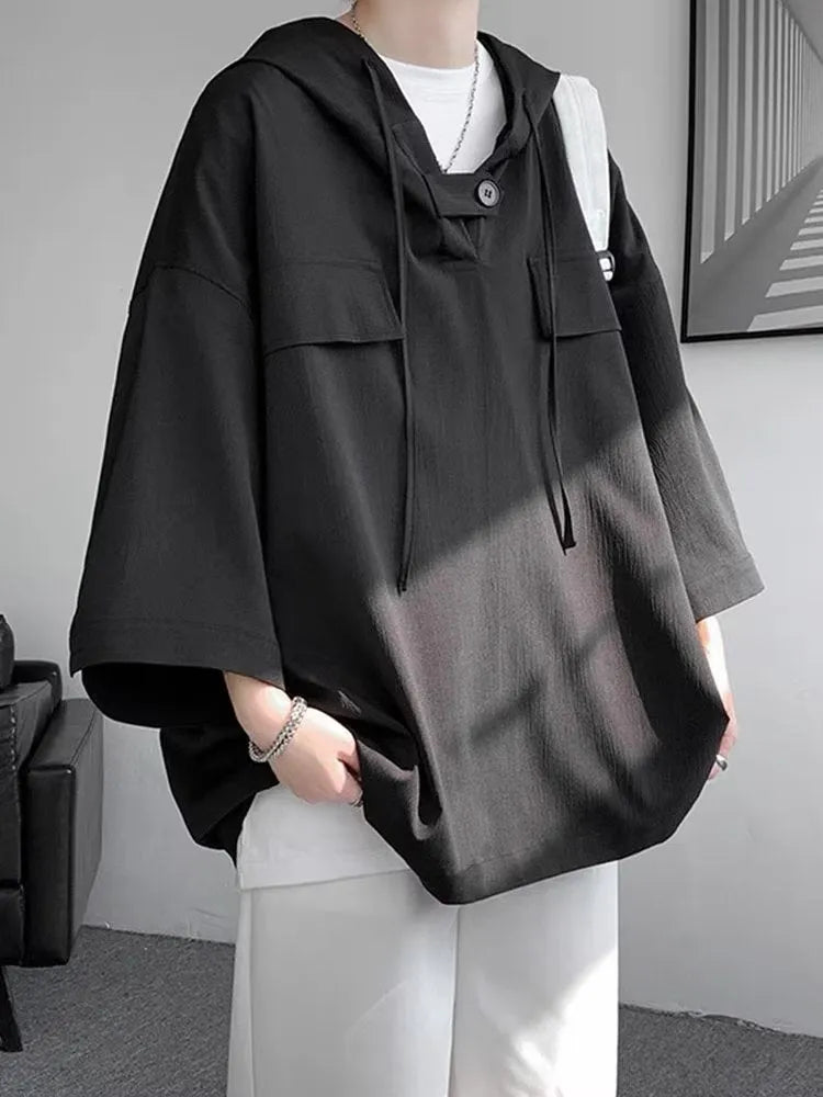 Men's hooded short sleeve T-shirt in loose fit polyester fabric for summer wear