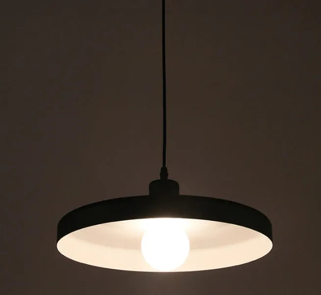 Aluminium alloy bar chandelier ceiling light in black or white for restaurants