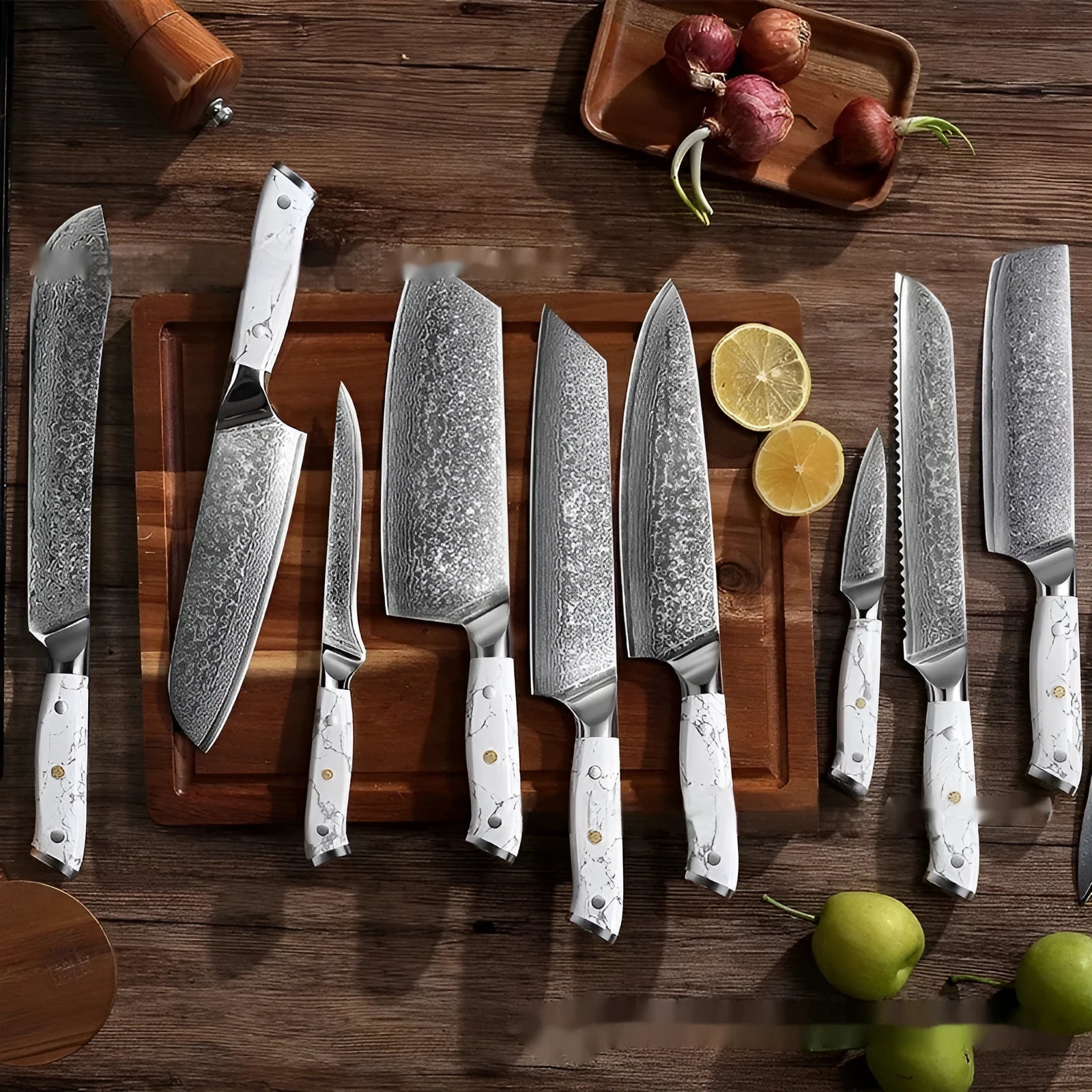 Damascus pattern VG10 steel chef knife with 21cm blade and modern handle