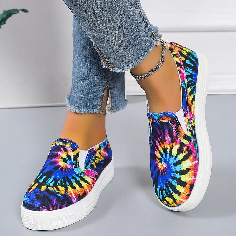 Women's casual canvas shoes in multiple colours with flat rubber soles