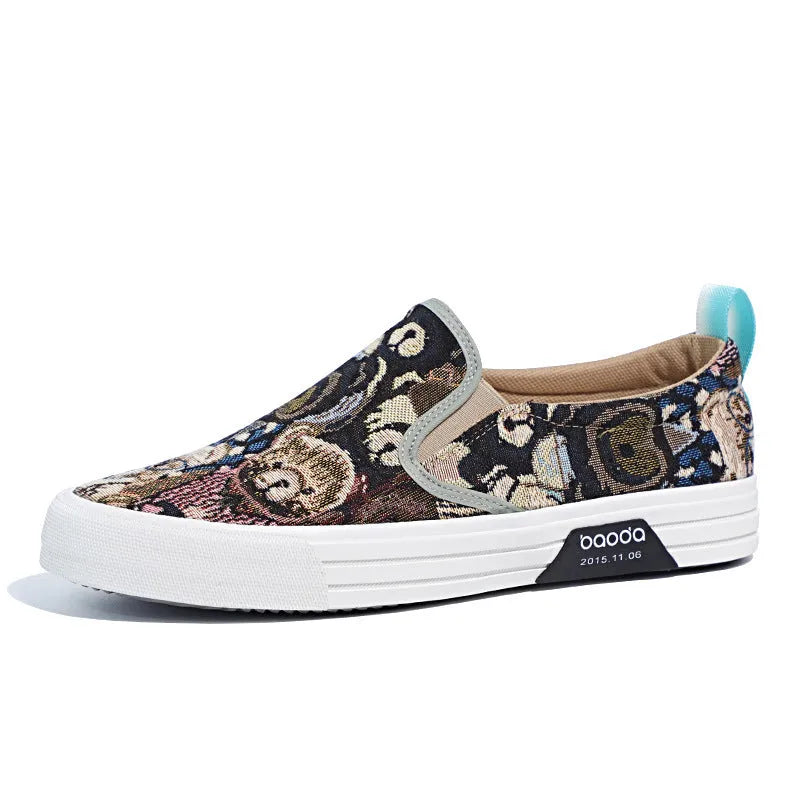 Casual canvas slip-on sneakers in khaki with vulcanised rubber sole and mesh lining