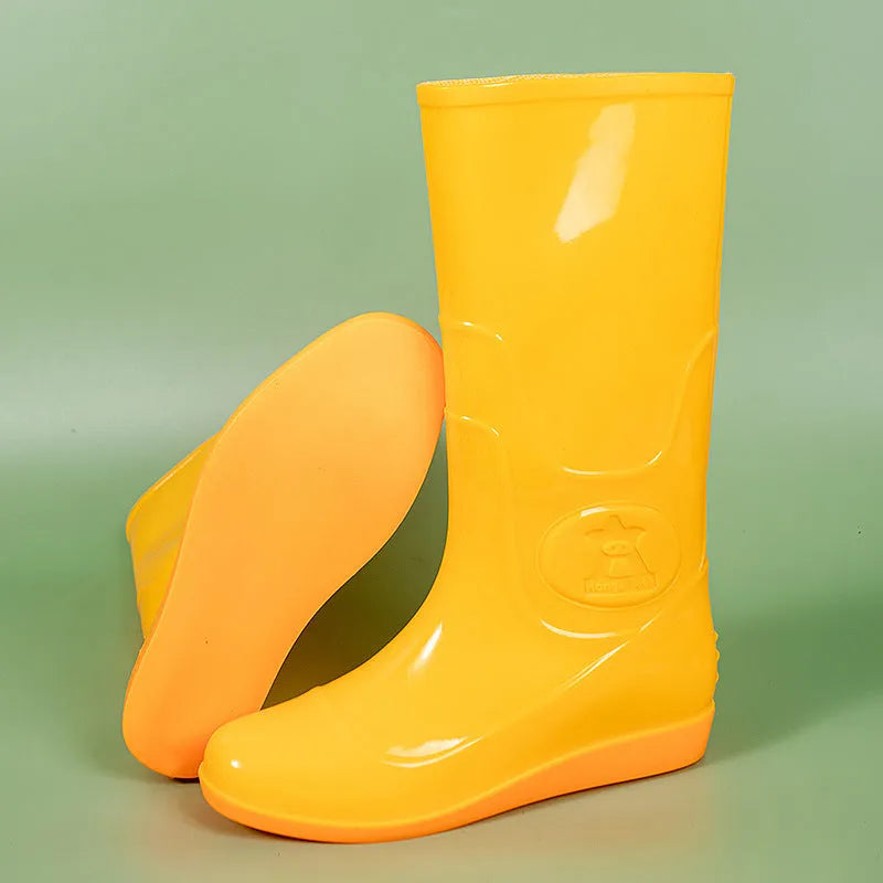 Men's white plastic rain boots with high tube design and flat heel for waterproof labour protection