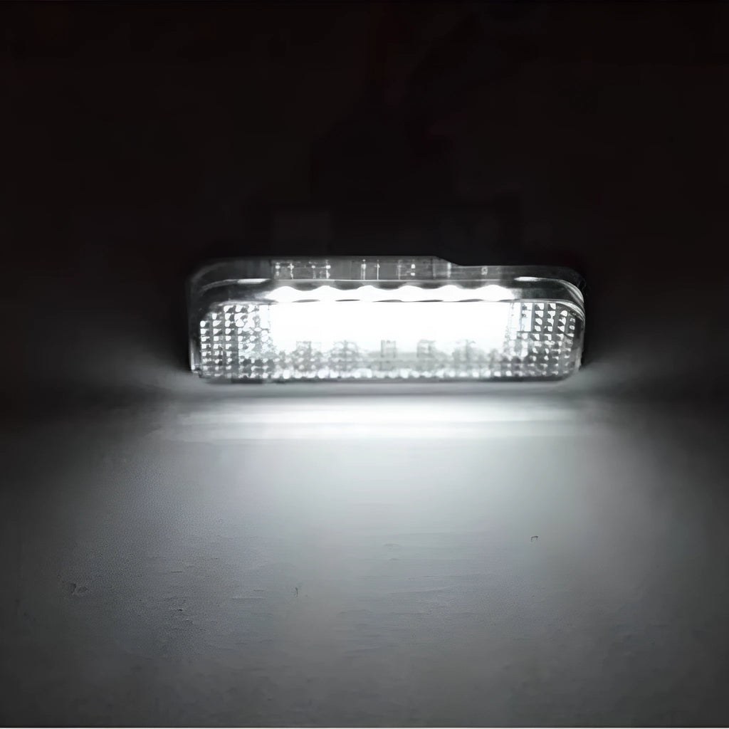 Mercedes-Benz LED number plate light unit with 18 white SMD LEDs, showing dimensions.