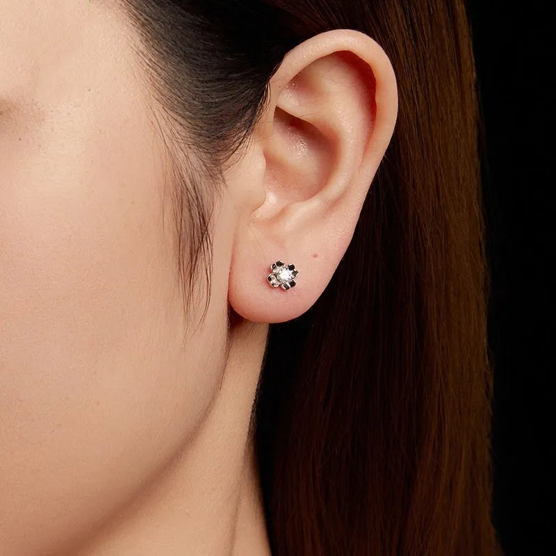 S925 sterling silver clover stud earrings with 10 points moissanite, electroplated, pair with certificate