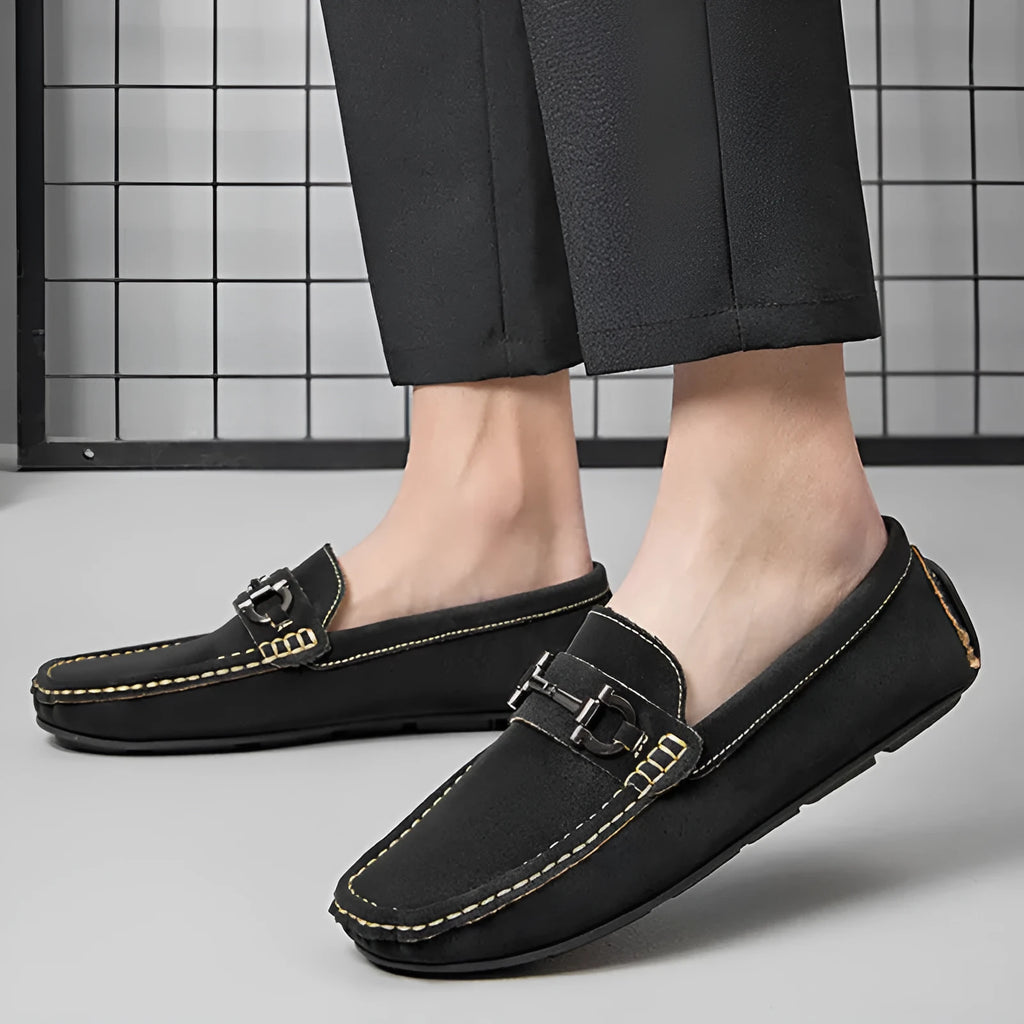 Men's brown casual leather shoes with rounded toe and rubber sole