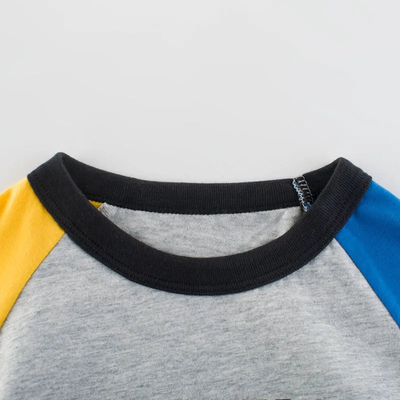 Children's summer short sleeve T-shirt in grey or white, 100% cotton, letter pattern, round neck, sizes 90-140.