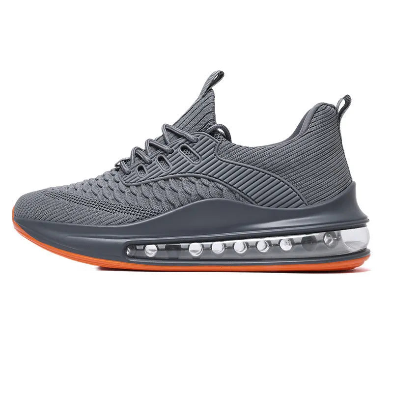 Men's low-top mesh running shoes in black with rubber sole and round toe design