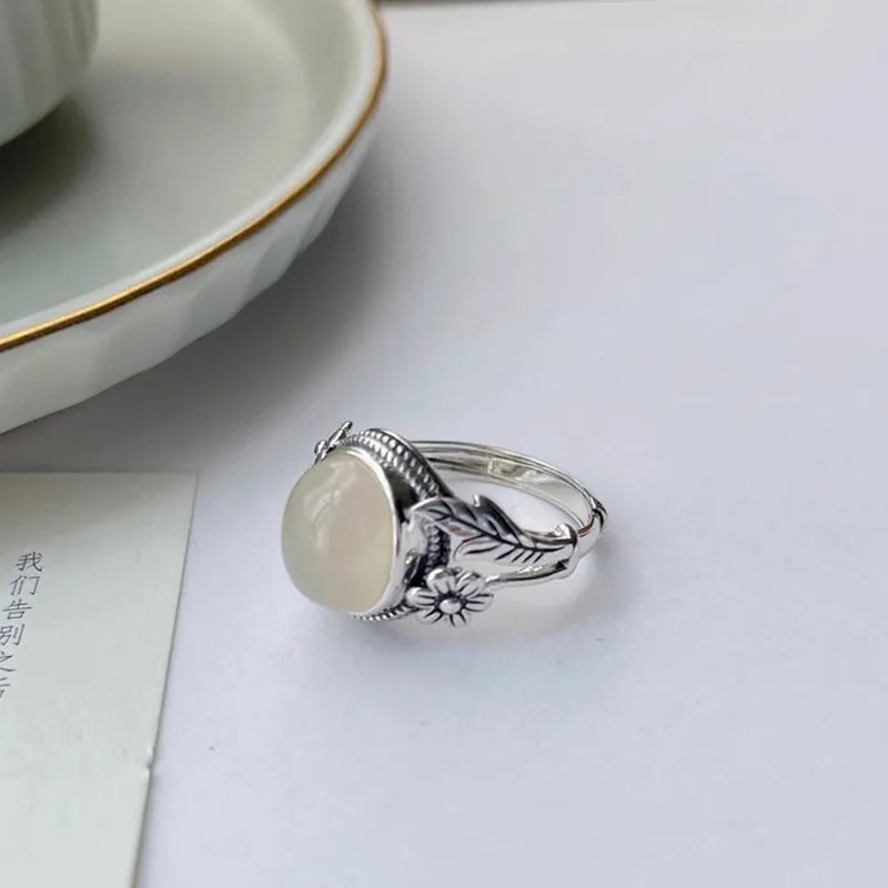 Adjustable vintage copper ring with U-shaped band and imitation white chalcedony stone