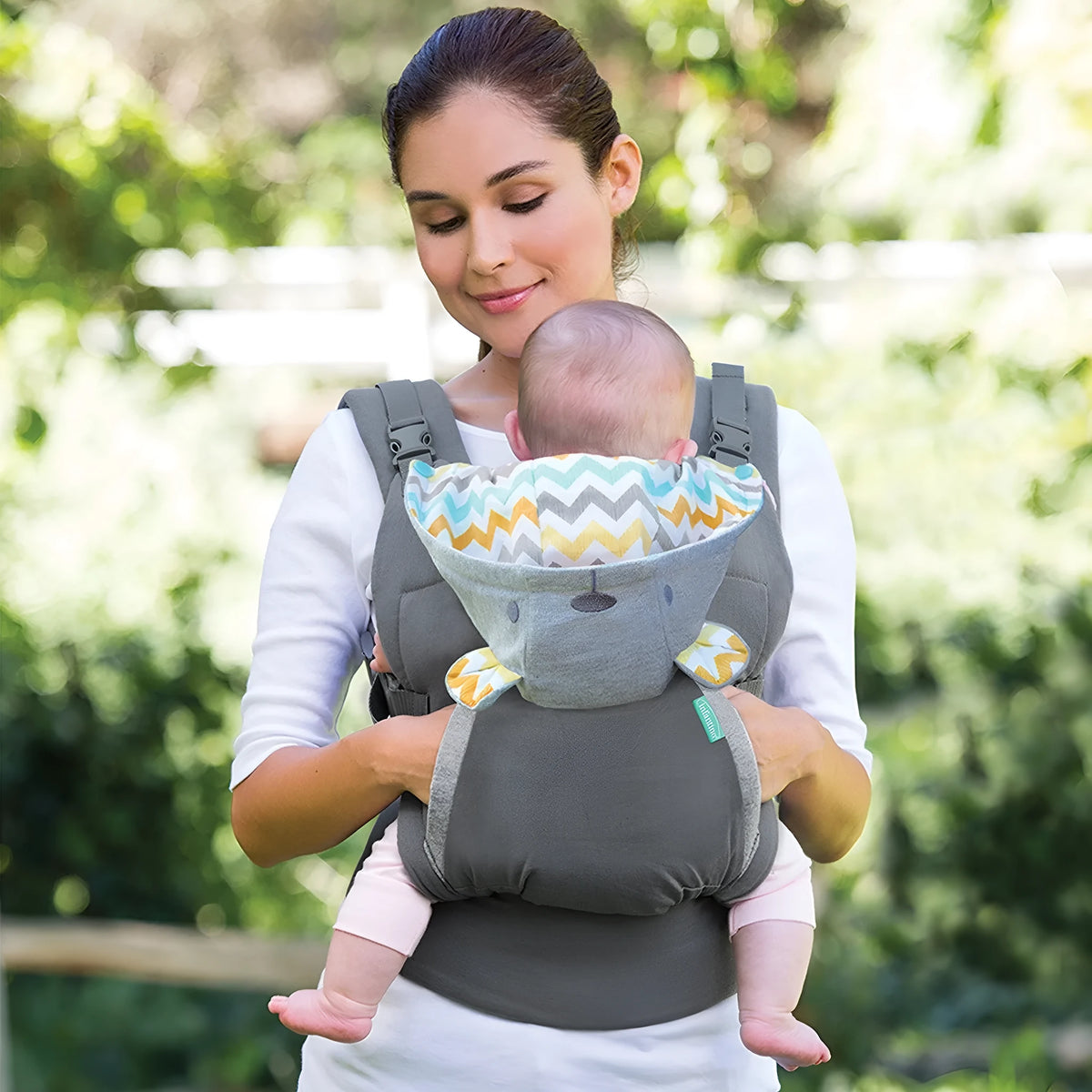 Multifunctional baby carrier in navy blue with adjustable front-hold sling, shoulder straps, 15kg maximum load, linen cloth and 210T pongee