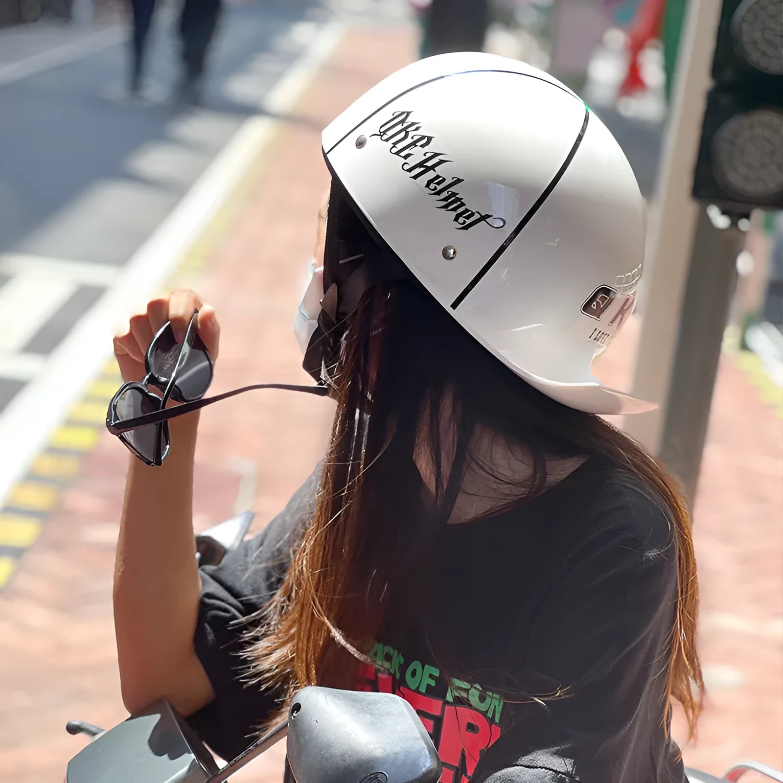 Retro ABS motor helmet in Beauty Missile colour for electric car riding, universal size
