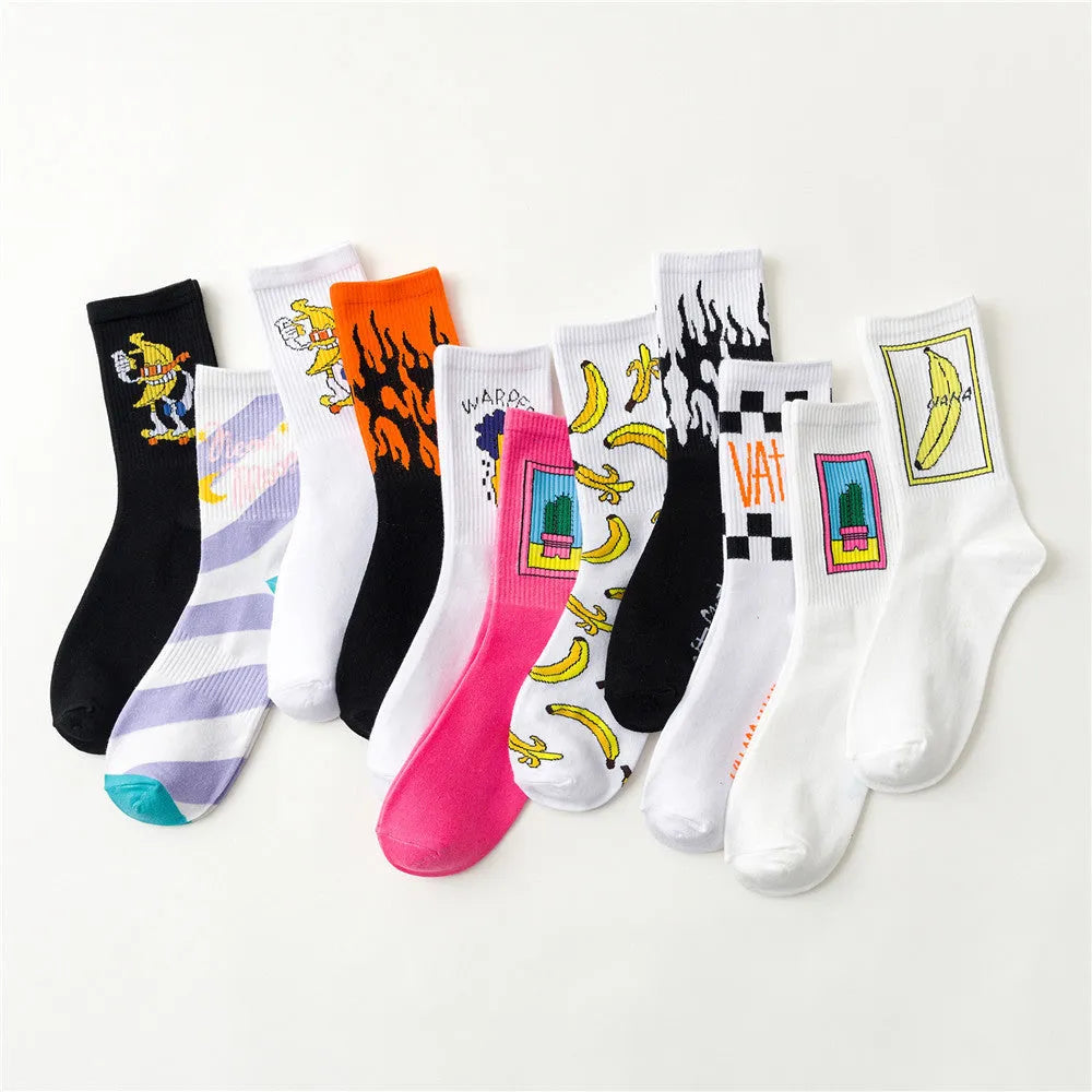 Cotton men's middle tube sports socks in orange and white, breathable and sweat-absorbing for autumn wear