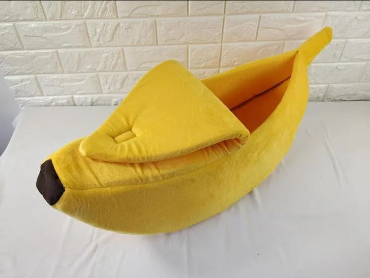 Banana shape pet house dog bed in yellow super soft short plush fabric with thick sponge cushioning