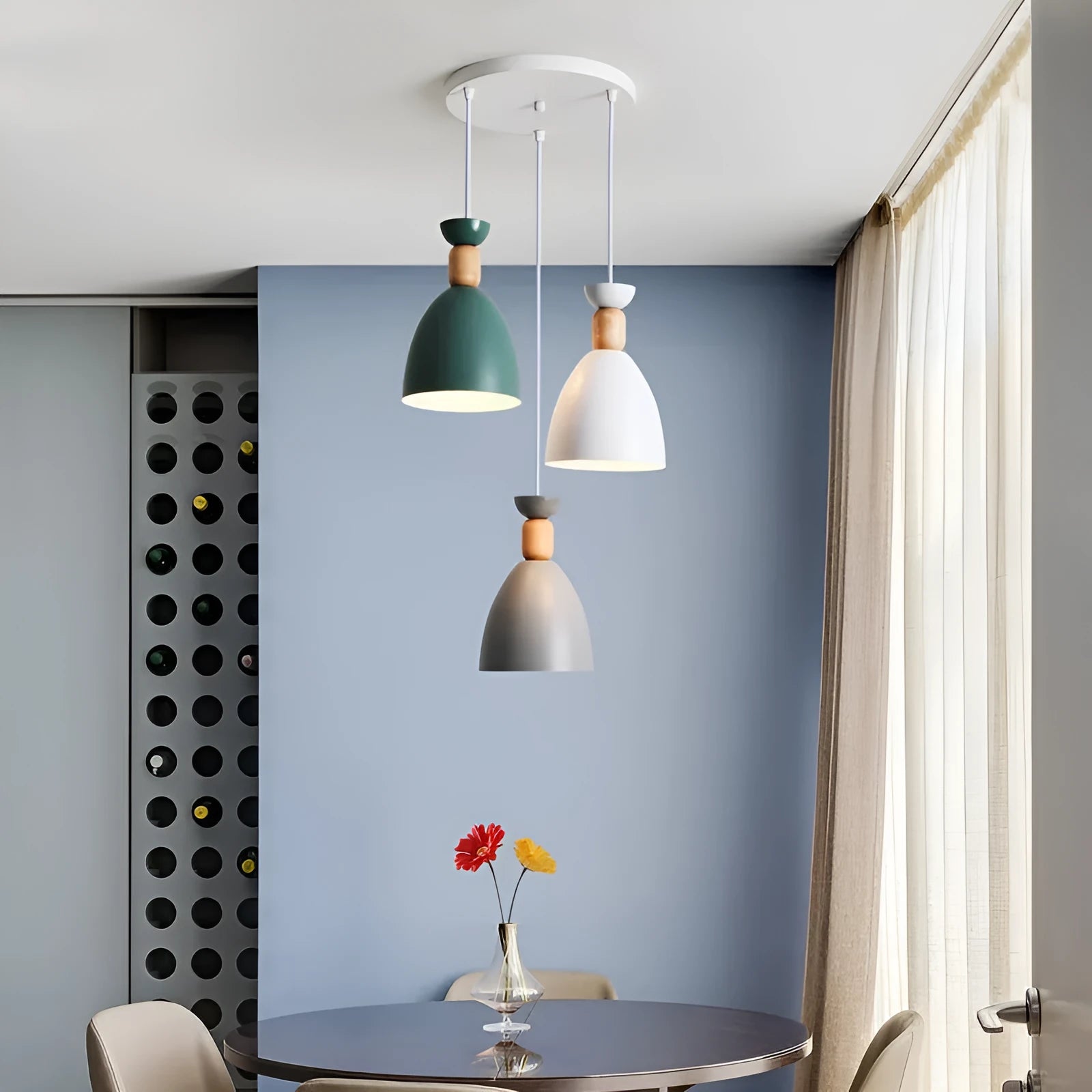Modern three-head iron chandelier pendant light with adjustable colour for dining room and study