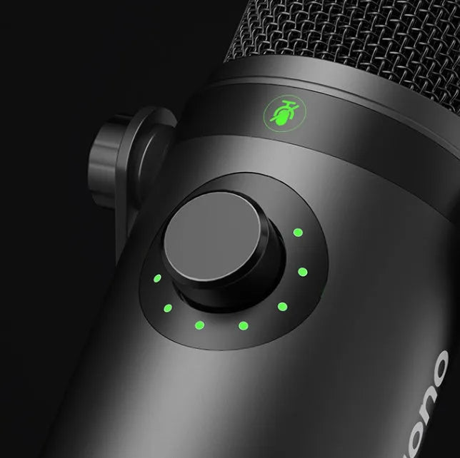 Tianwang Core moving coil microphone with metal body, XLR and USB cables, and stand on desk