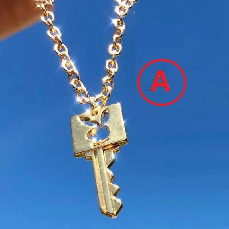 Harajuku shiny alloy rabbit head key lock necklace pendant with electroplated finish and key lock colour option