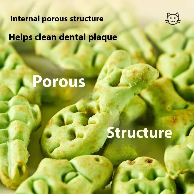 300 or 830 count cat grass snack biscuits in small fish shape, in a container