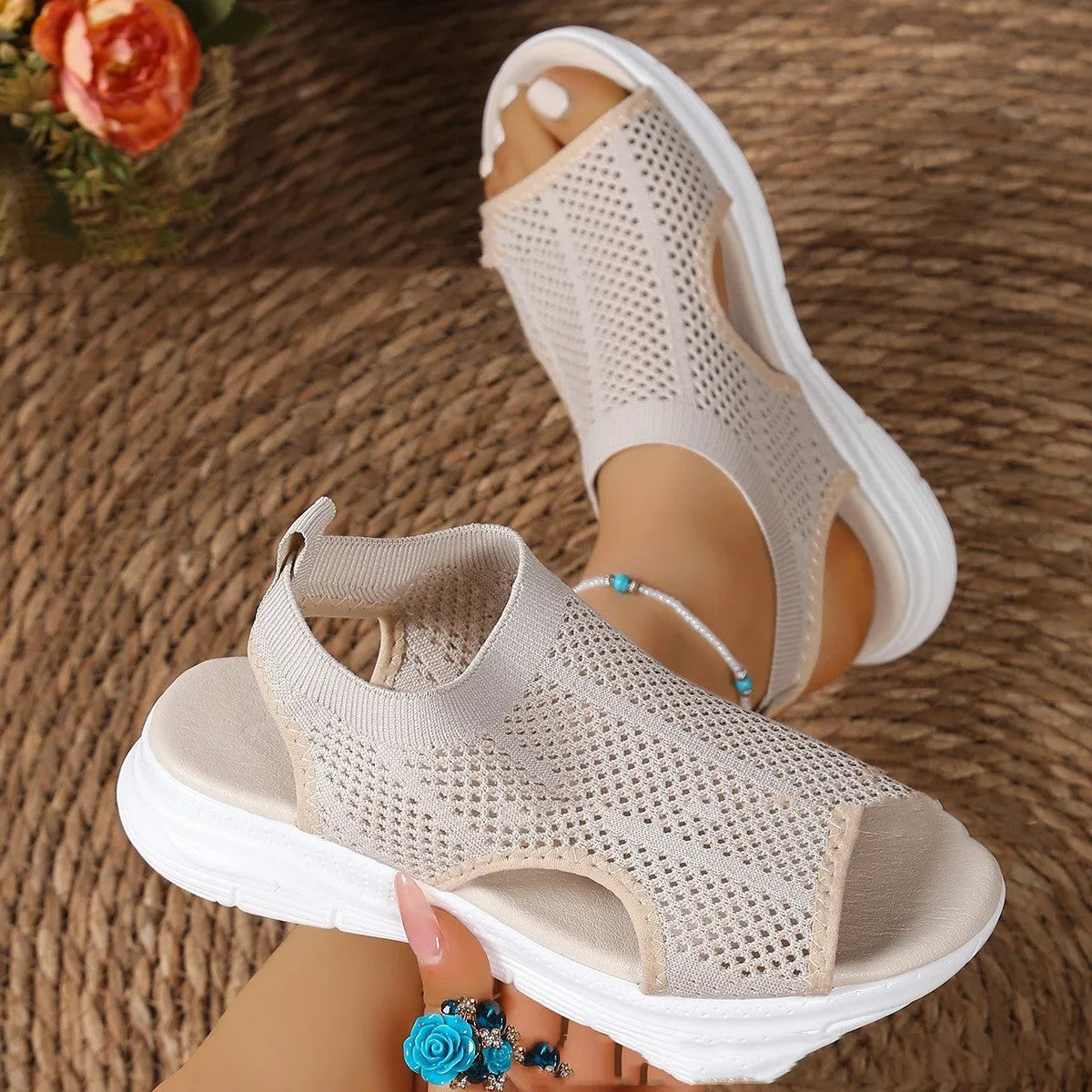Women's platform sports sandals in black, white, or pink with rubber sole and mesh lining