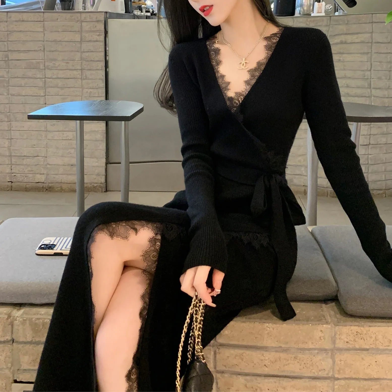 Women's black slim-fit polyester skirt with a princess dress cut