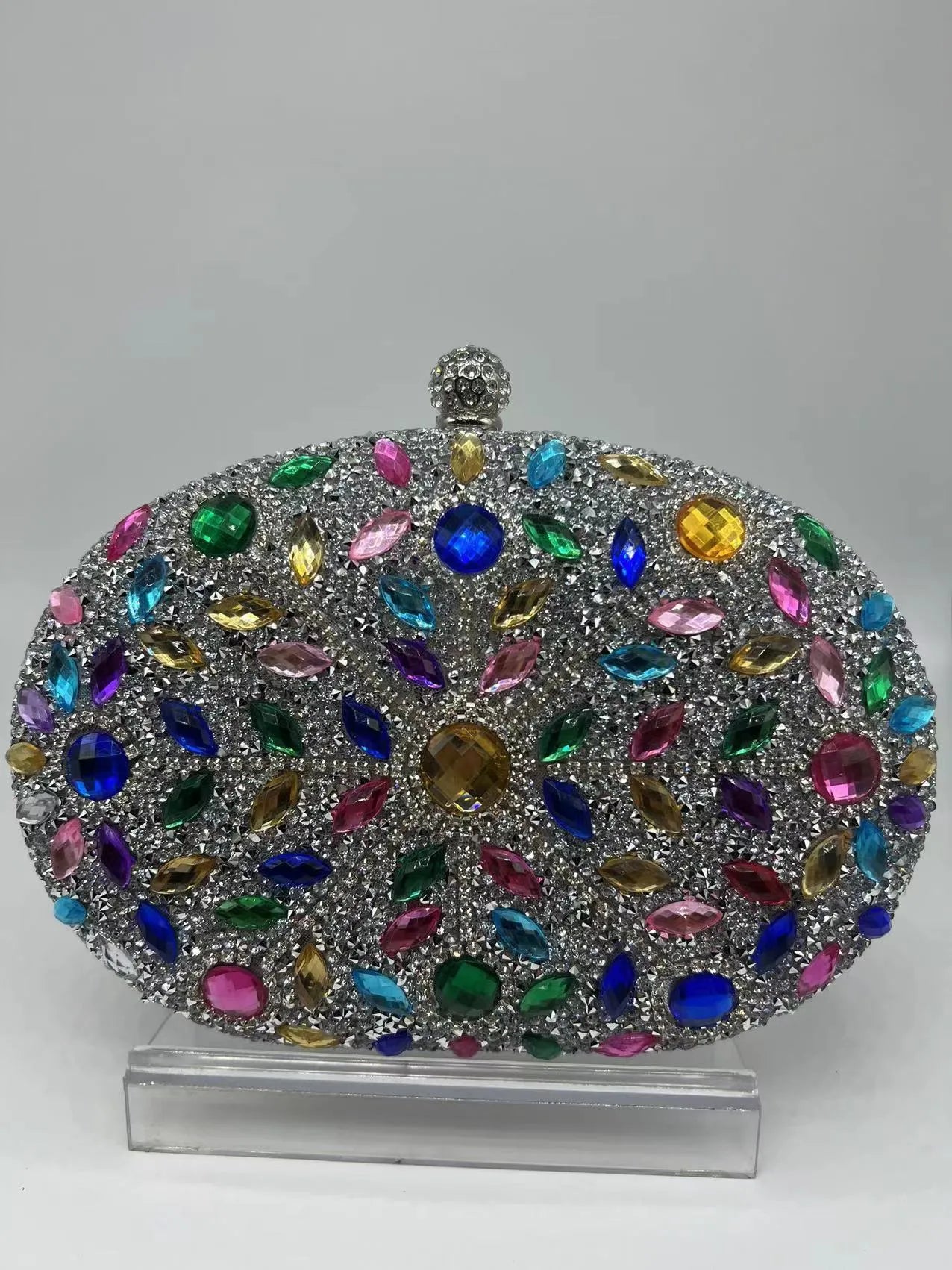 Gold hardware and rhinestone banquet handbag with structured retro design measuring 20cm wide