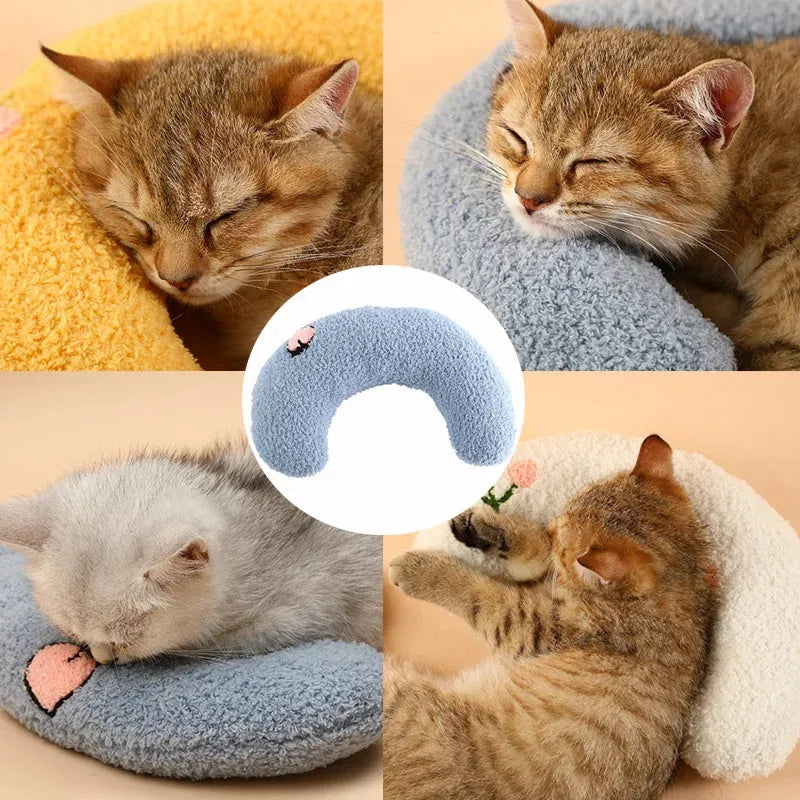Small U-shaped cat pillow in faux fur, 26x18cm, half-donut pet bed for cats and small dogs up to 10lbs