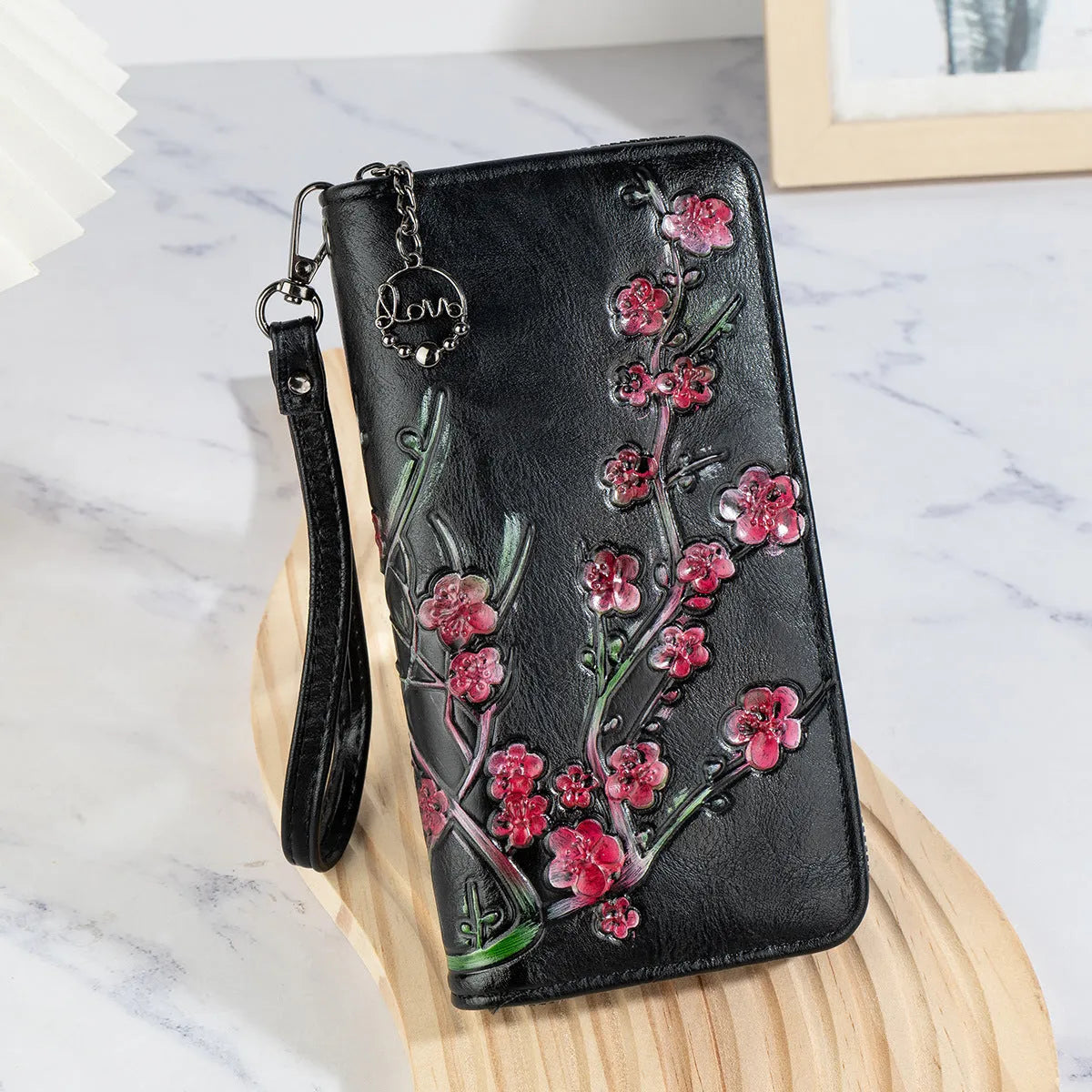 Embossed floral pattern Chinese style handbag with zipper closure in PU leather