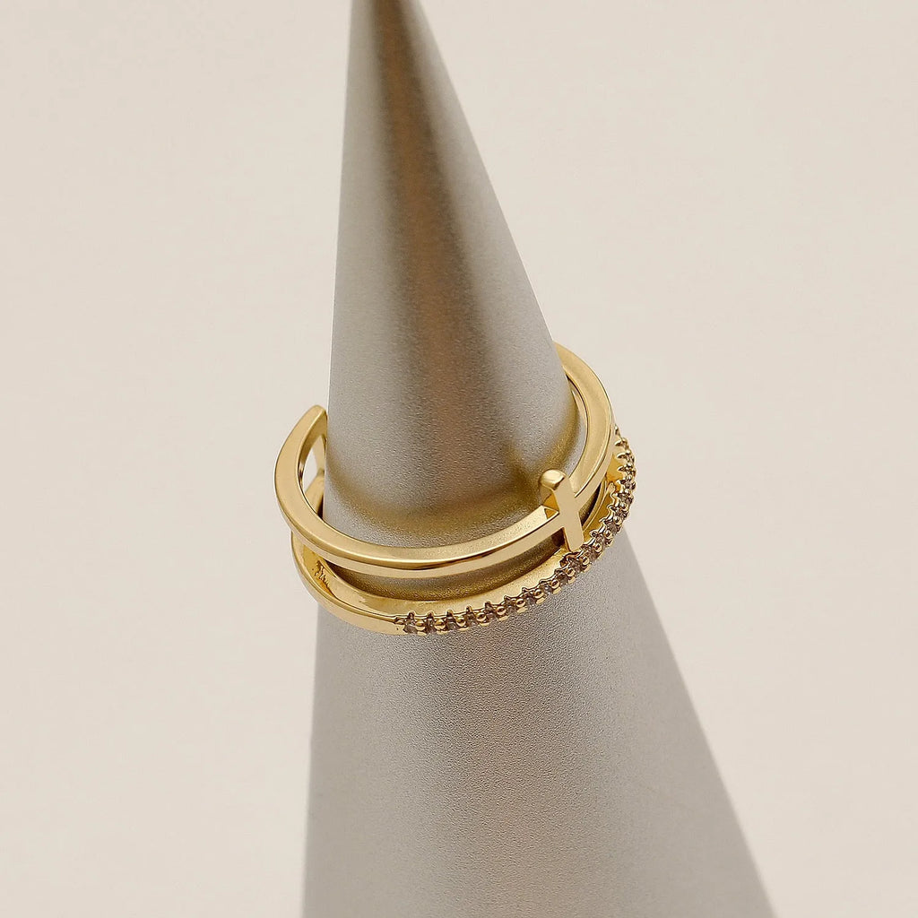 Women's simple ring with inlaid zircon, 14K gold colour on copper, adjustable opening