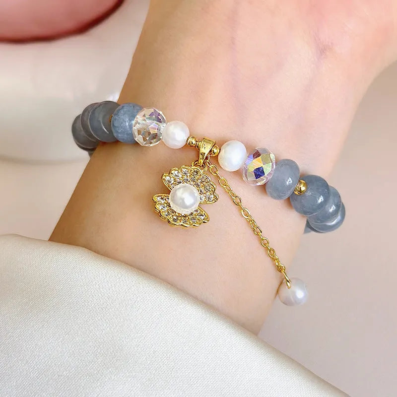 Natural aquamarine pearl shell bracelet with new aquamarine pearl colour