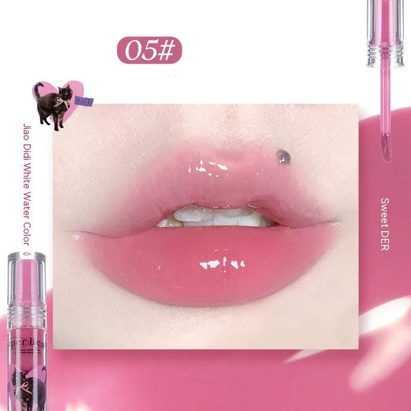 Women's honey lip gloss with mirror water light texture in sample colour