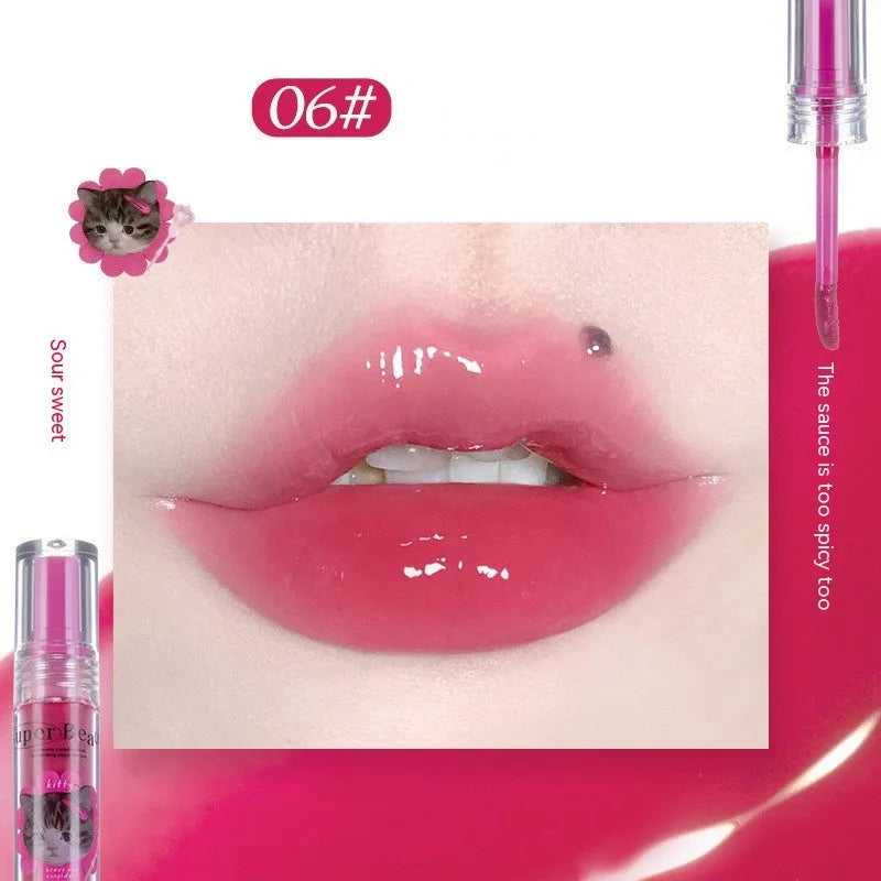 Women's honey lip gloss with mirror water light texture in sample colour