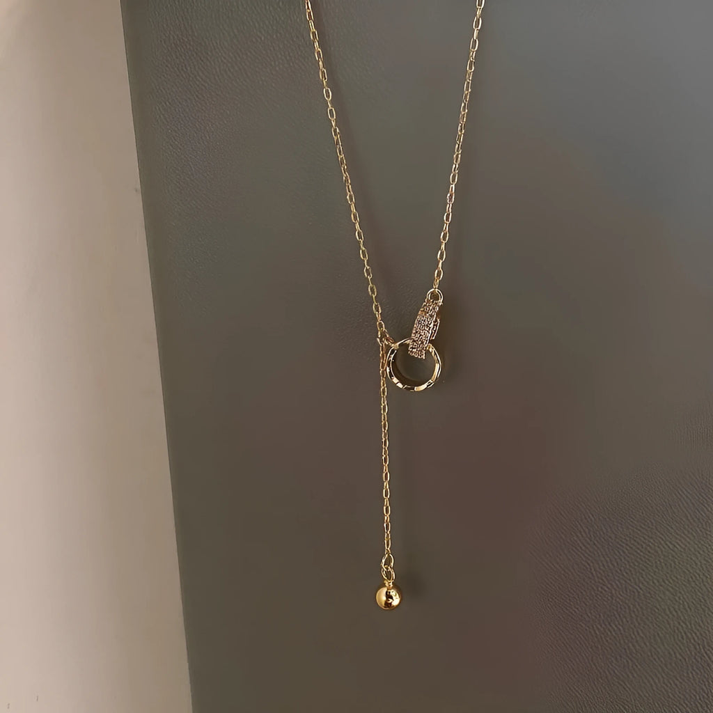 Gold plated clavicle chain necklace for women in gold colour, single necklace