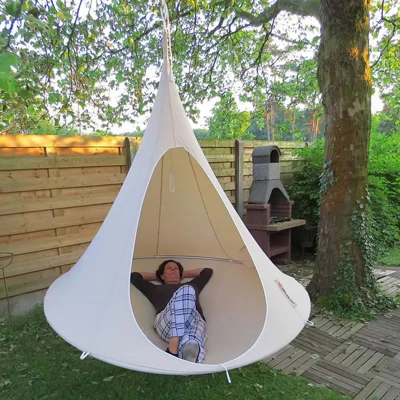 Flying saucer hammock in green oxford cloth with metal frame, portable camping swing chair