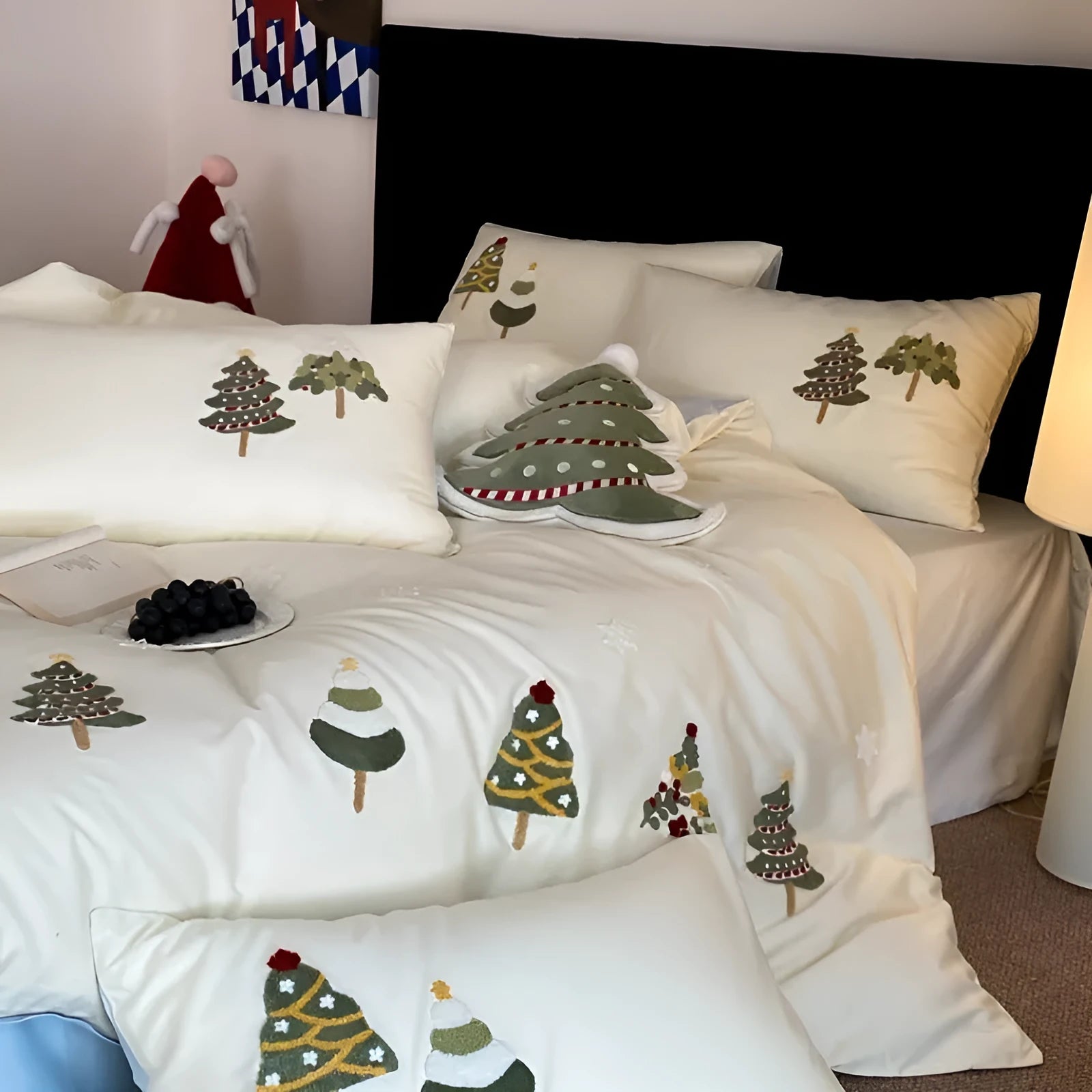 Cream blue duvet cover with embroidered Christmas tree and towel pattern, part of a pure cotton four-piece bedding set.