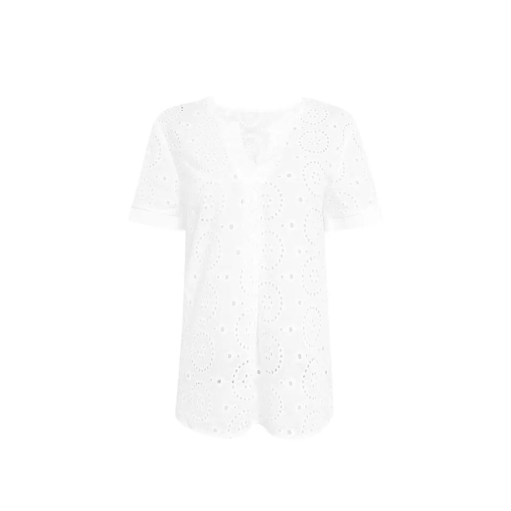 White loose V-neck T-shirt with decorative hollow-out pattern on the short sleeves.