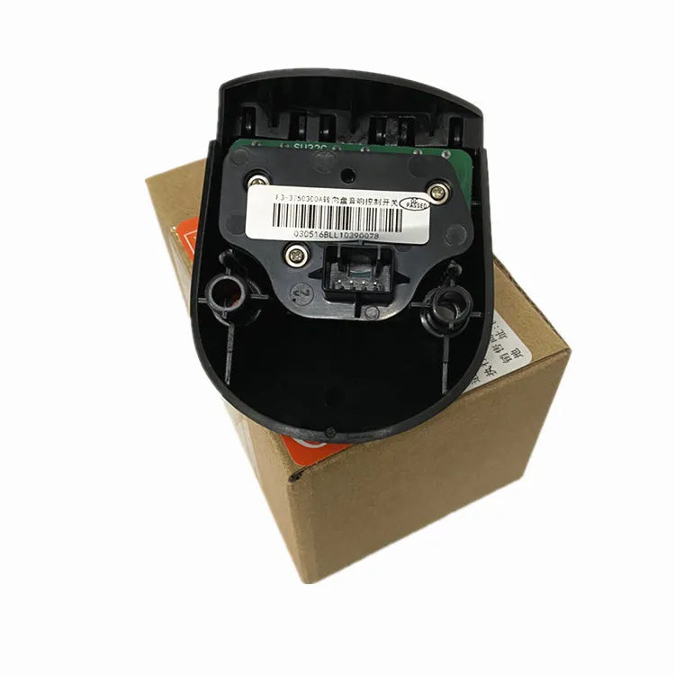 Black steering wheel controller button accessory for F3 and F3R car models.
