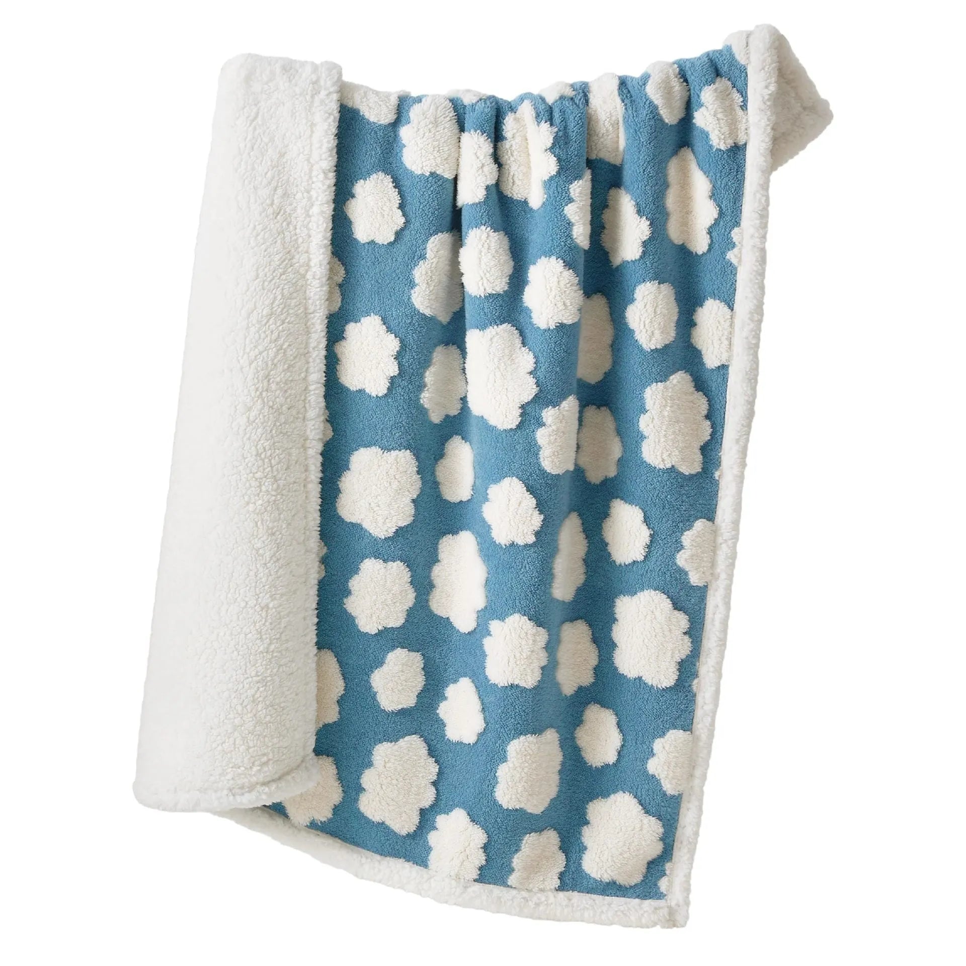 Shu cotton thickened waterproof pet blanket in blue sky white clouds pattern showing soft texture