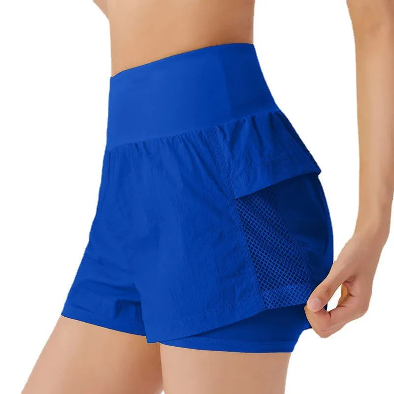 Women's cotton blend fitness shorts in loose fit with quick-drying properties