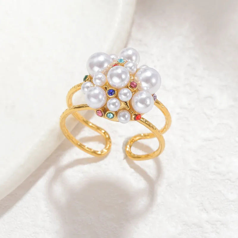 Women's stainless steel open ring with pearl decoration and zircon accents in heart shape