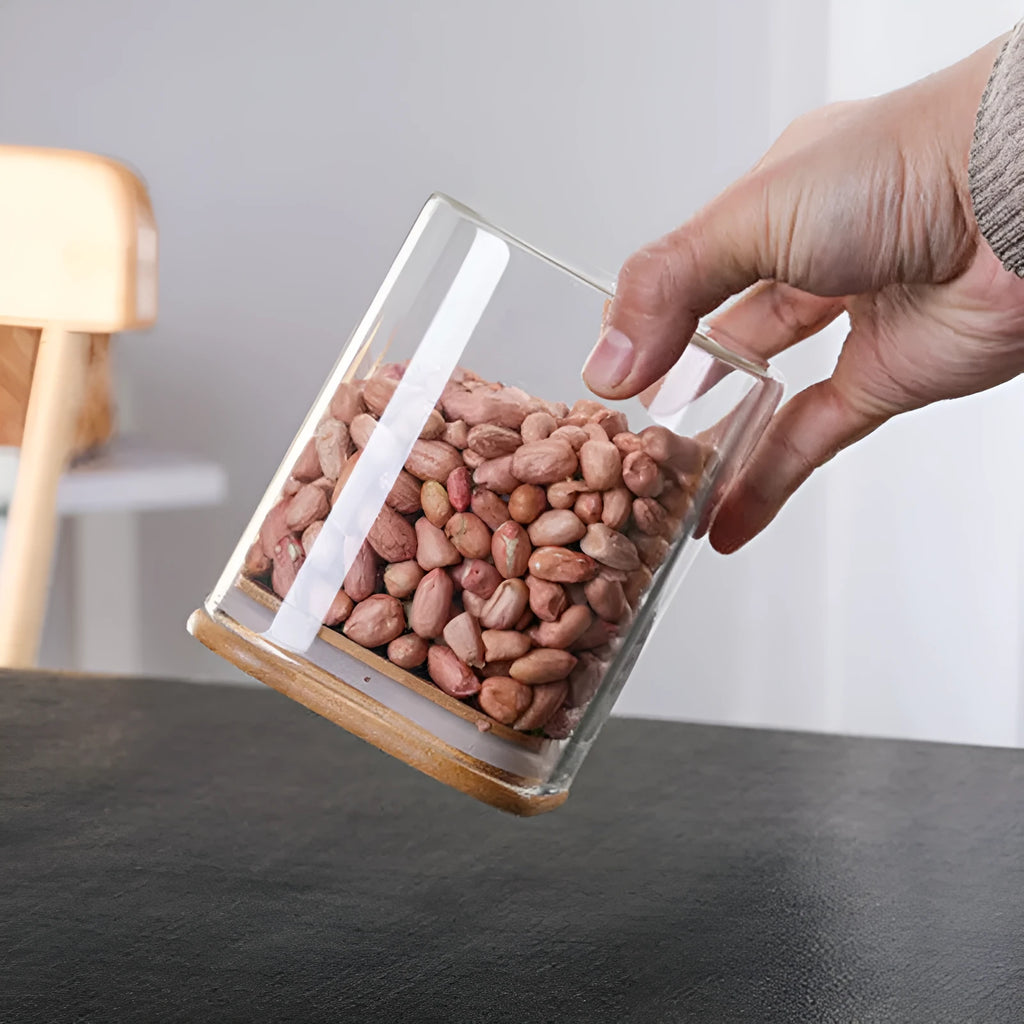 Square glass storage jar with bamboo wood lid, filled with coffee beans, 1000ml capacity