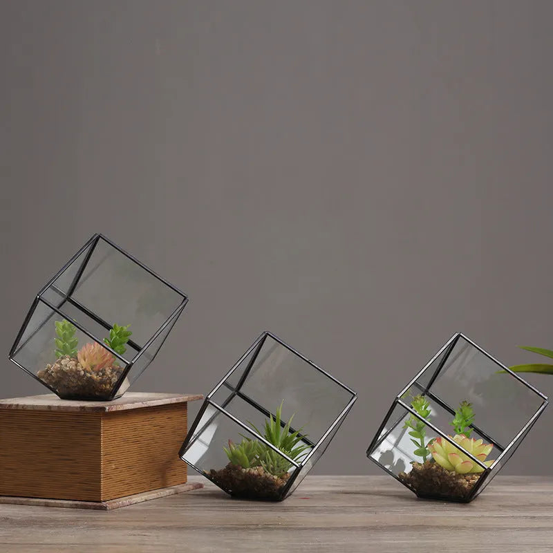 Oblique square small transparent glass greenhouse flowerpot with Nordic geometric style and 10*10 bottom diameter