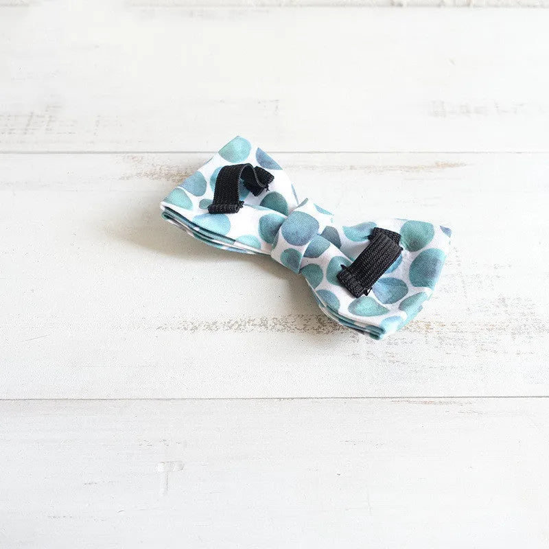 Polyester pet bow collar accessory in Bubble colour, sizes XS to XL, 10-11cm length and 6cm width