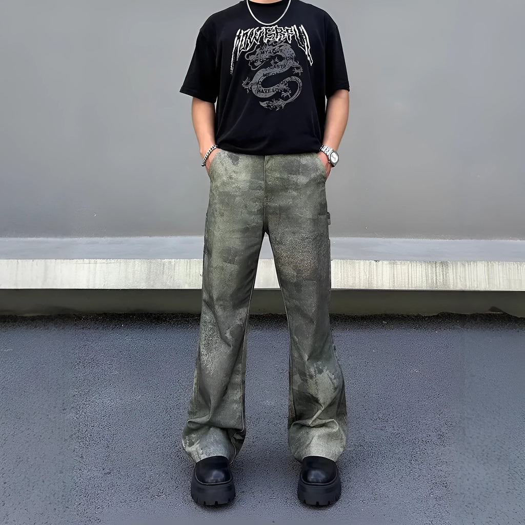 Men's straight-leg jeans with a retro digital camouflage pattern in a picture colour.
