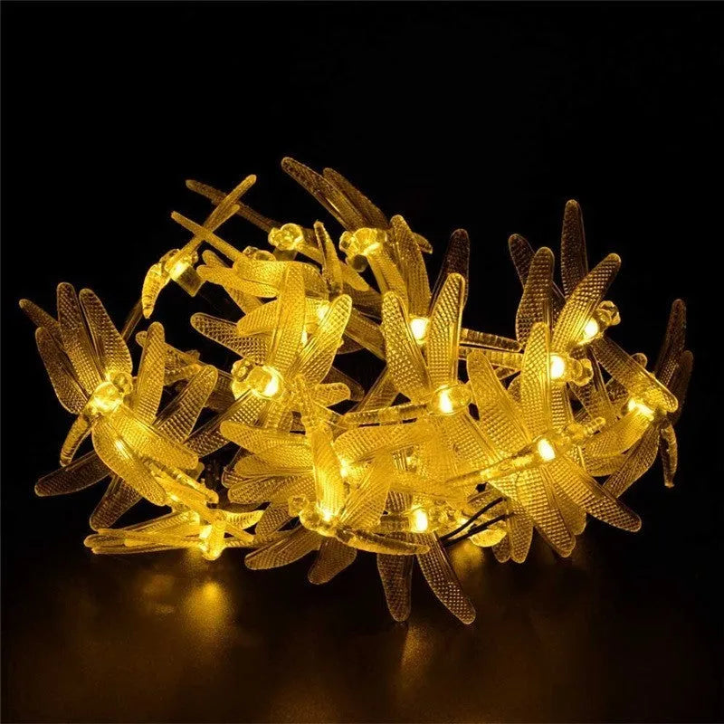 30 LED solar string lights with warm white bulbs and separate solar panel for garden decoration