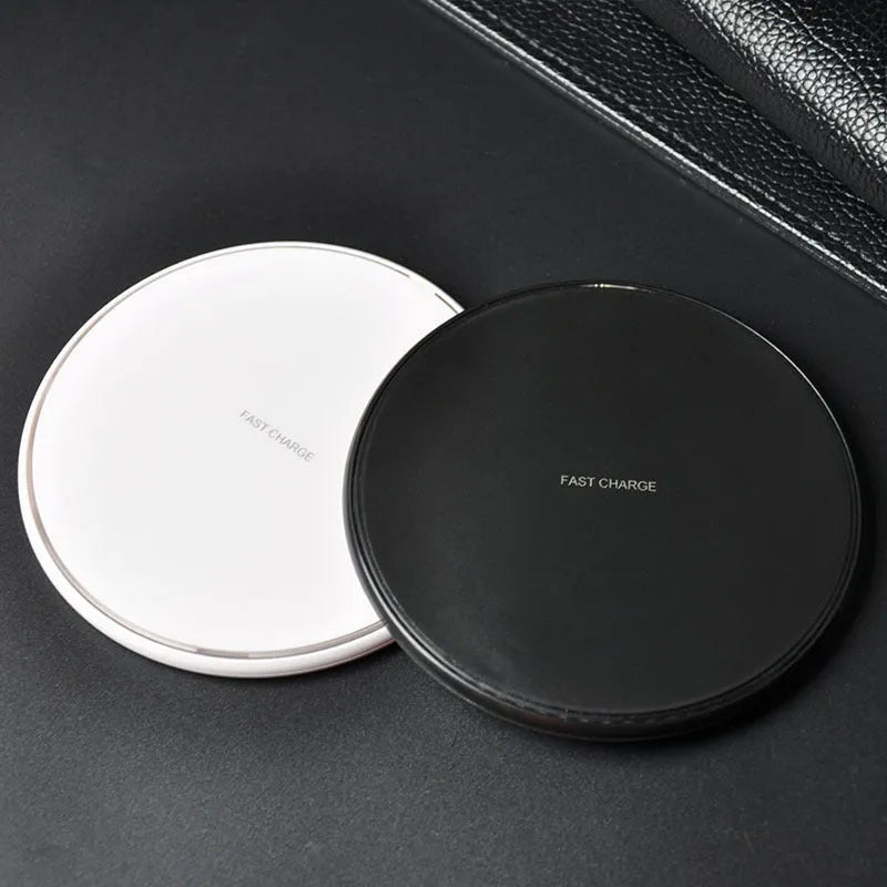 Round wireless charger with indication function in Black 10W